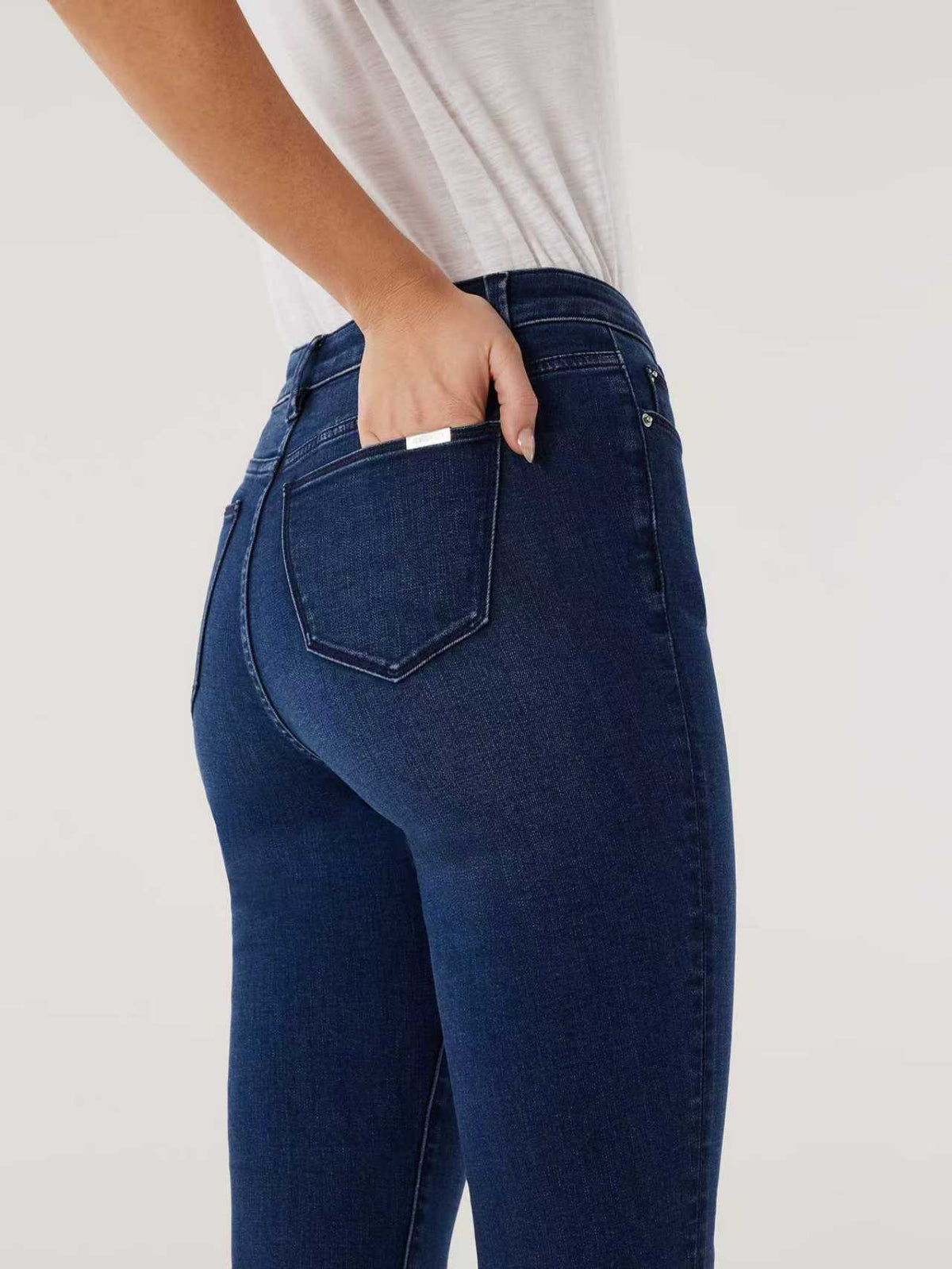 Jeanswest Maddy Mid Waisted Skinny Pedal Pusher WFJ-14378-01
